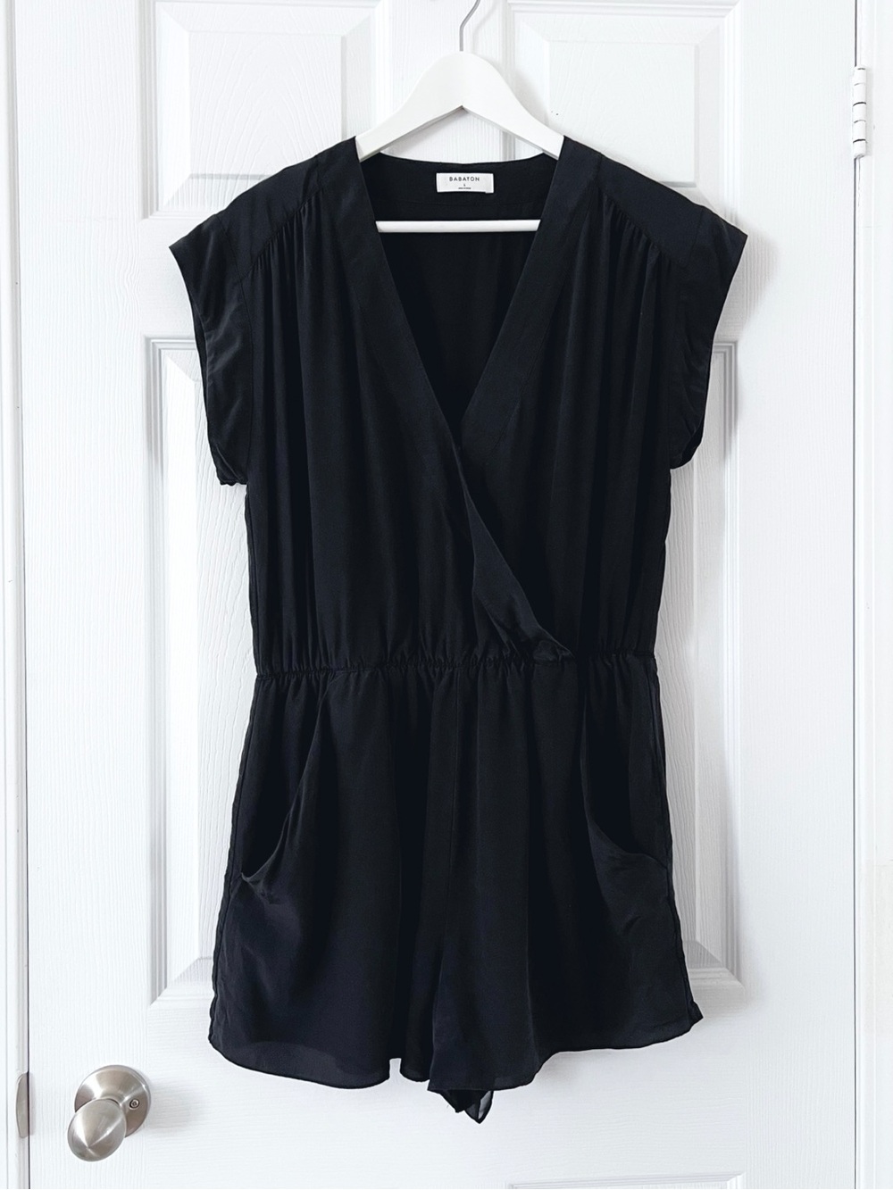Aritzia Babaton Women’s Silk Romper